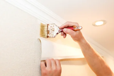 Pose de papier peint à Bavent — revêtements muraux et toiles de verre